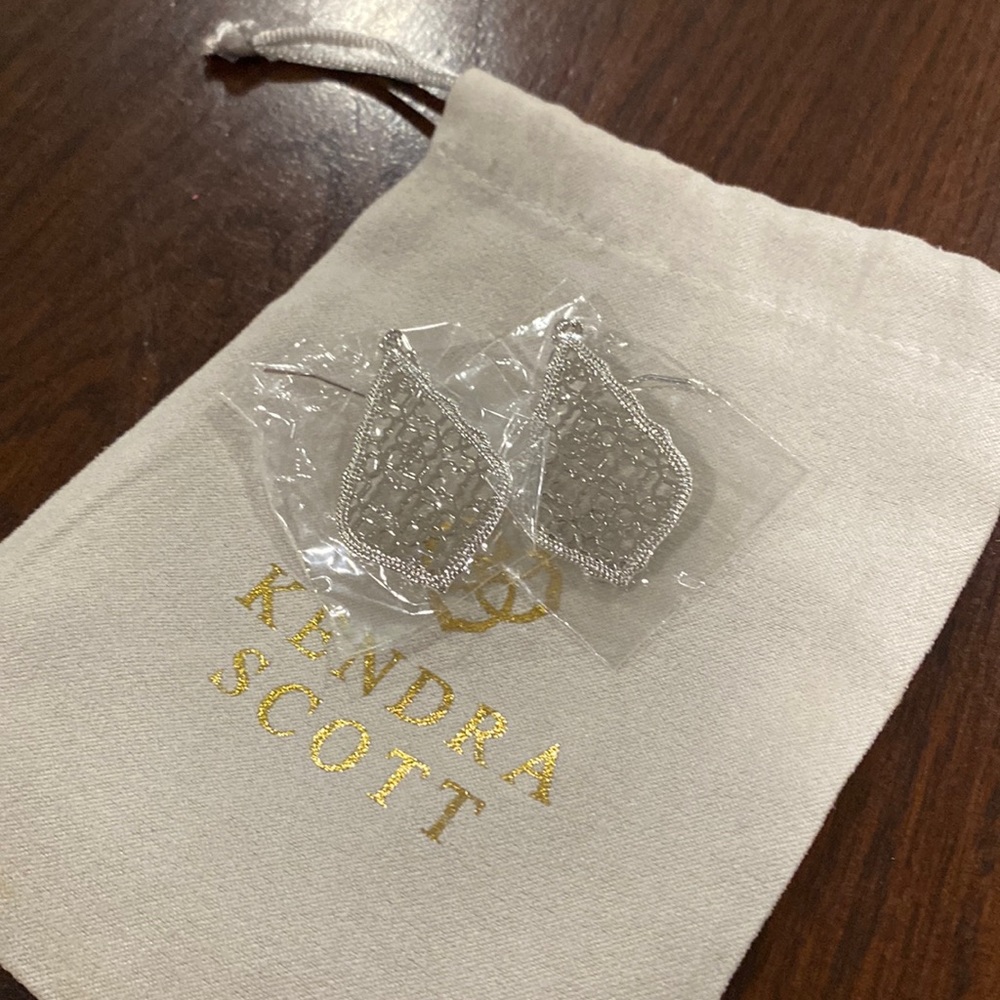 Kendra Scott Addie Silver Drop Earrings